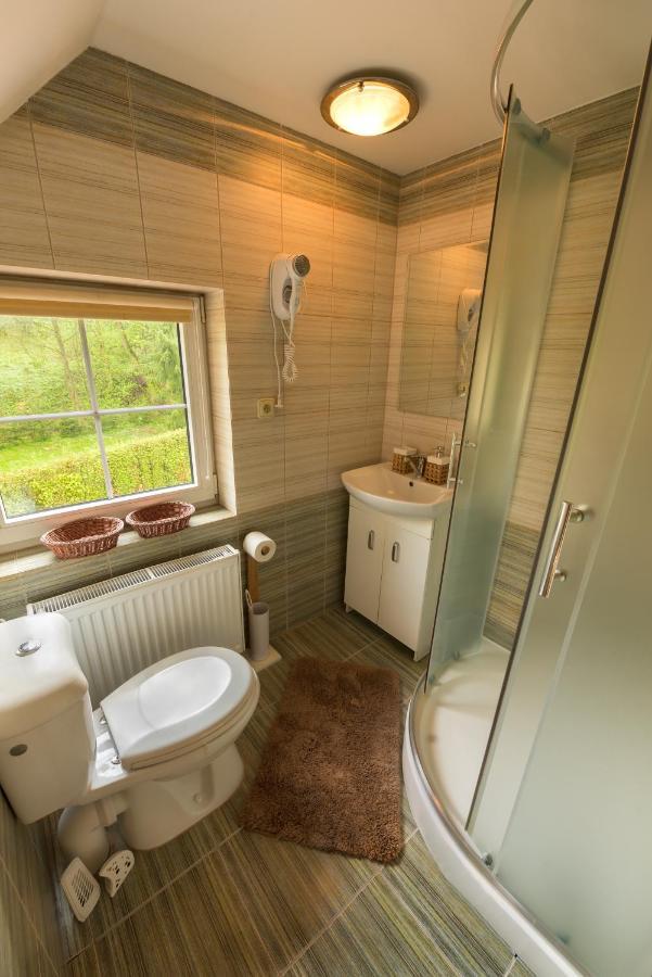 Apartmany Adrspach " U Kozaru " Teplice nad Metuji Exterior photo