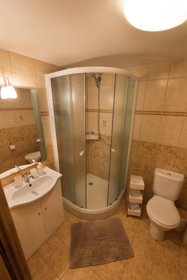 Apartmany Adrspach " U Kozaru " Teplice nad Metuji Exterior photo