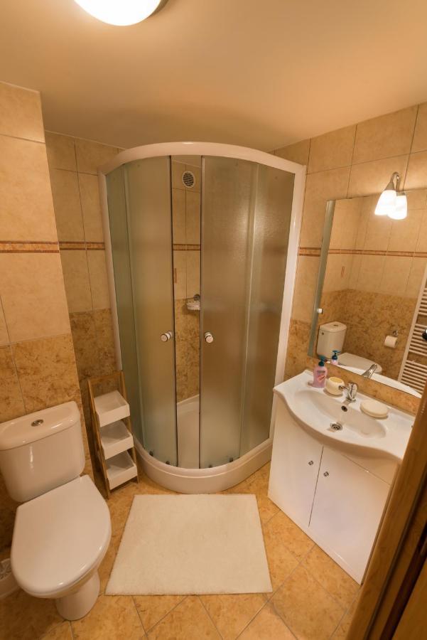 Apartmany Adrspach " U Kozaru " Teplice nad Metuji Exterior photo